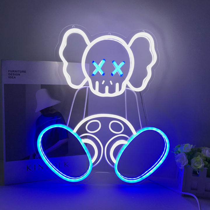 "Sentado Kaw, Anime" Mini Letreros Neon