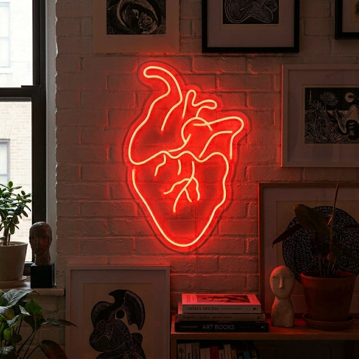 "Corazón Real" Letreros Neon