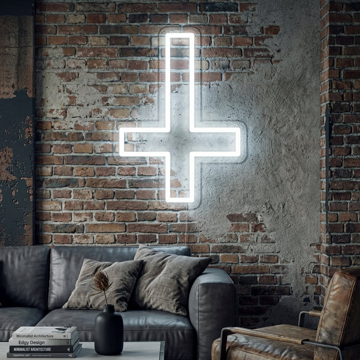 "Cruz Cristiana De San Pedro" Letreros Neon