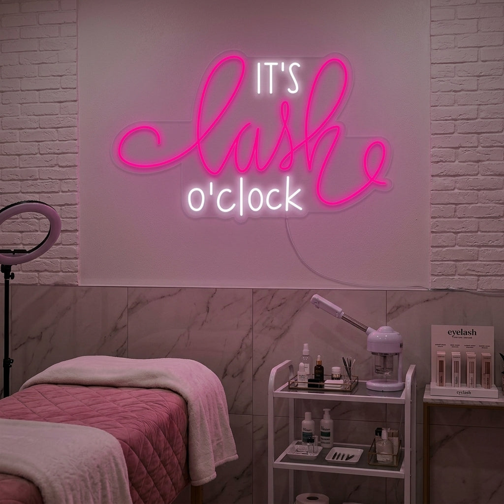 "Its Lashes Oclock" Letreros Neon