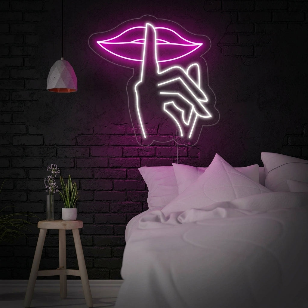"Calla Labios" Letreros Neon