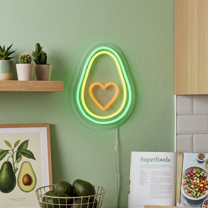 "Corazón De Aguacate" Letreros Neon
