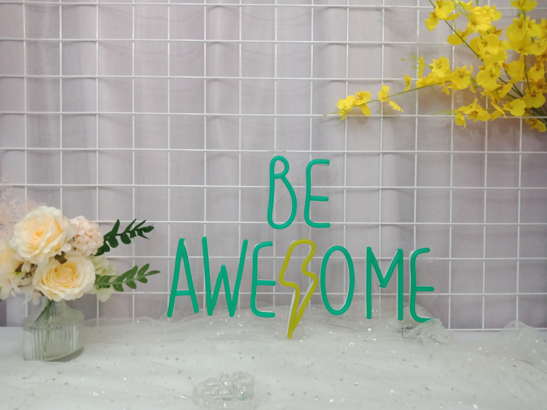 "Be Awesome" Letreros Neon (Inventario: 3 unidades)