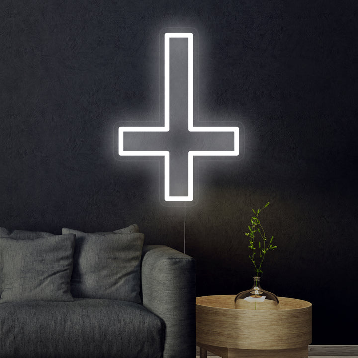 "Cruz Cristiana De San Pedro" Letreros Neon