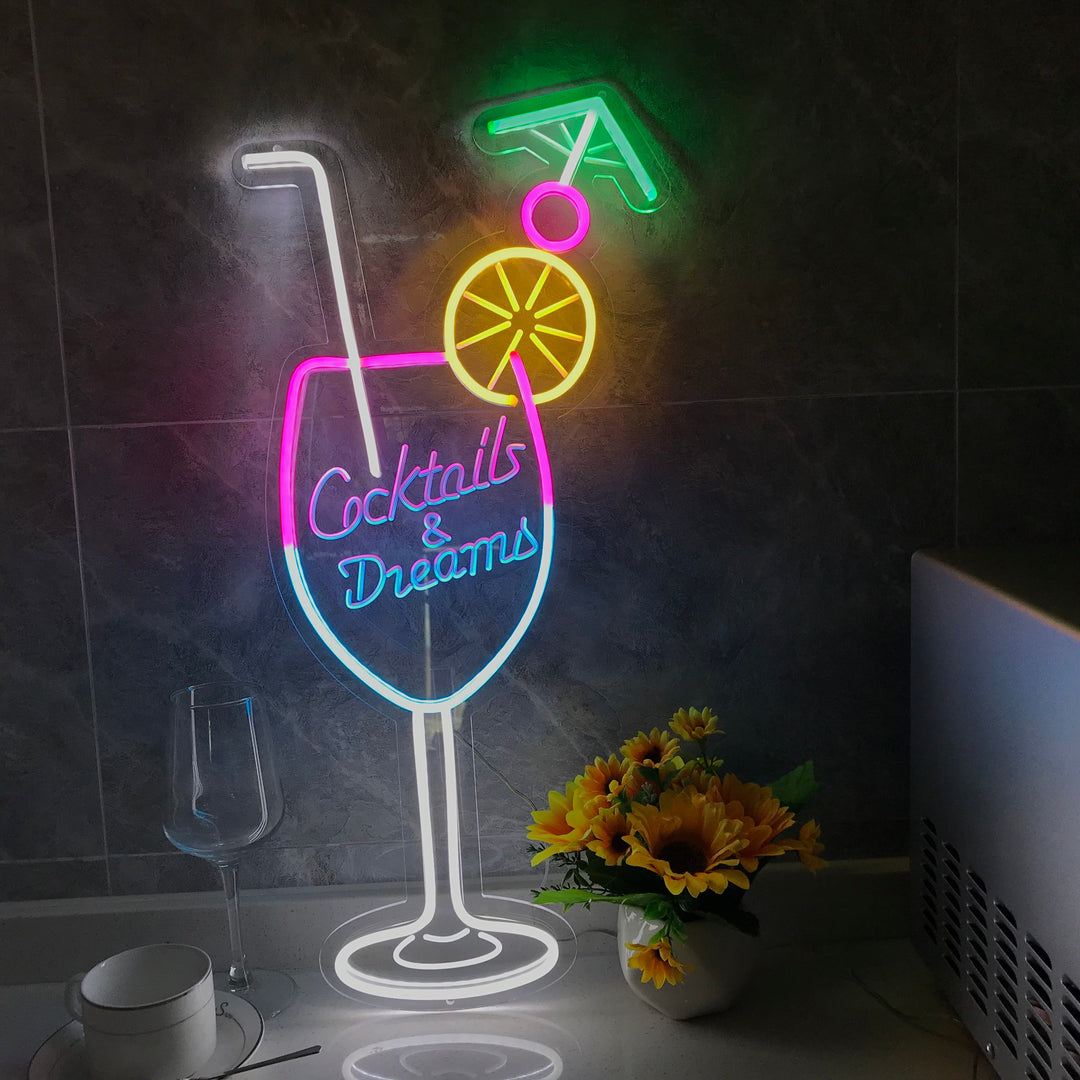 "Cocktails & Dreams" Mini Letreros Neon