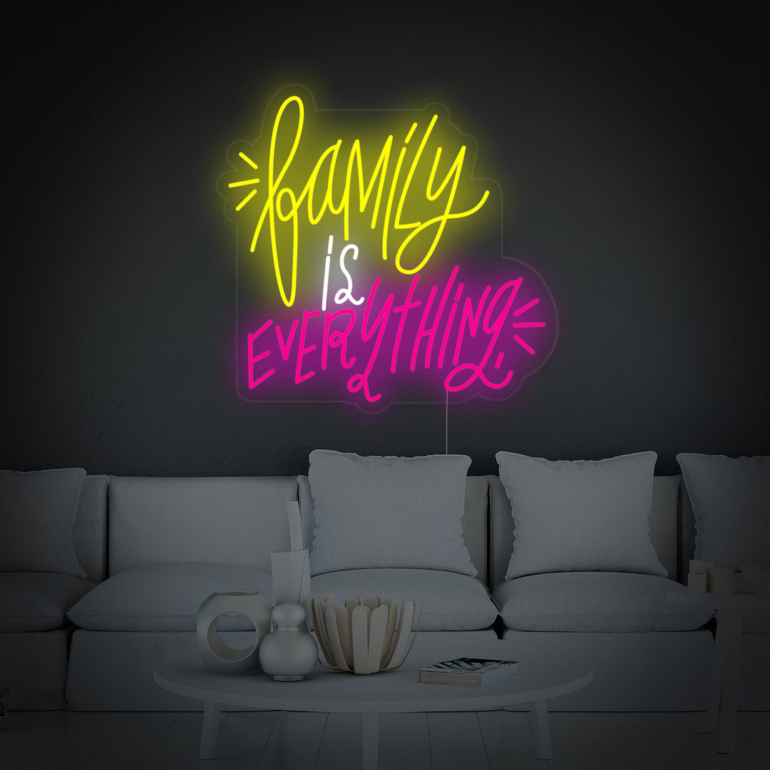 "Family is Everything" Letreros Neon