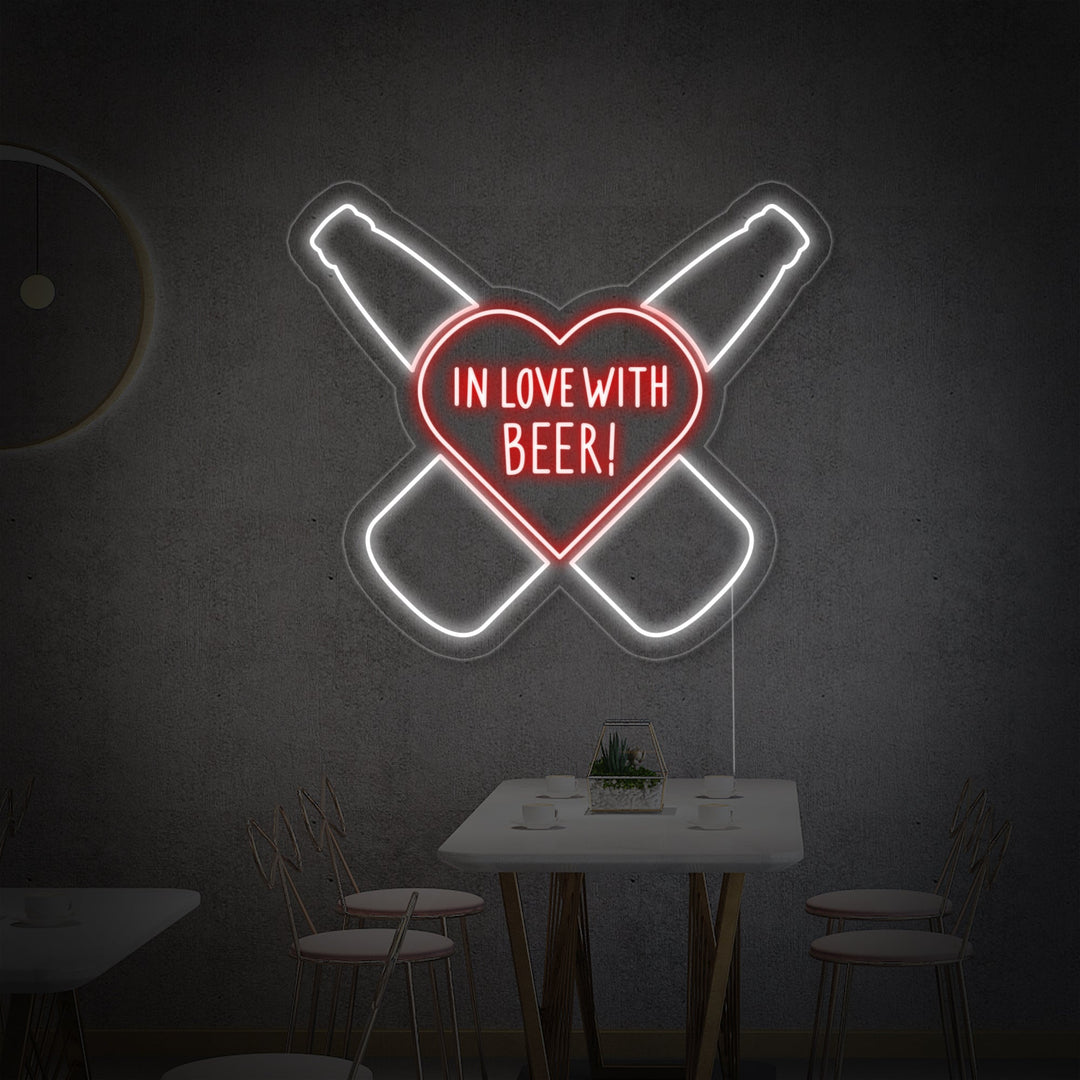 "In Love With Beer Bar" Letreros Neon