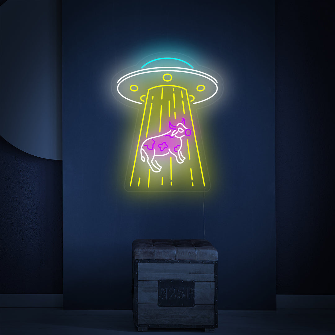 "UFO Abducting Cow" Letreros Neon