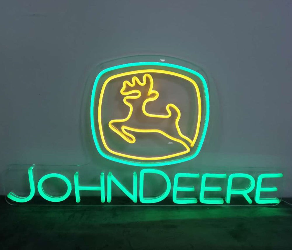 Acabado John Deere logo signo de neón brillando en verde y amarillo